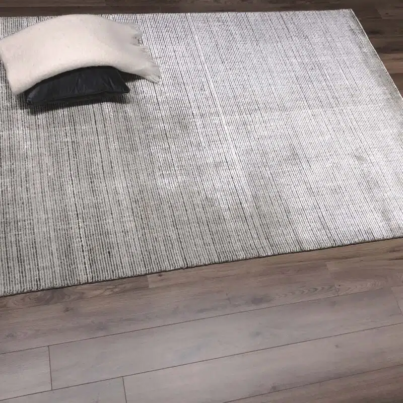 tapis elen taupe fait main