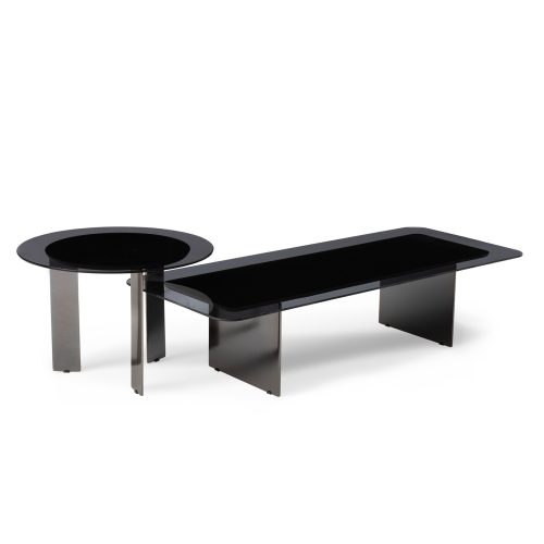 Ensemble moderne de table basse et table d'appoint en verre noir par LEOPARD Furniture sur fond blanc, design canadien de luxe.
