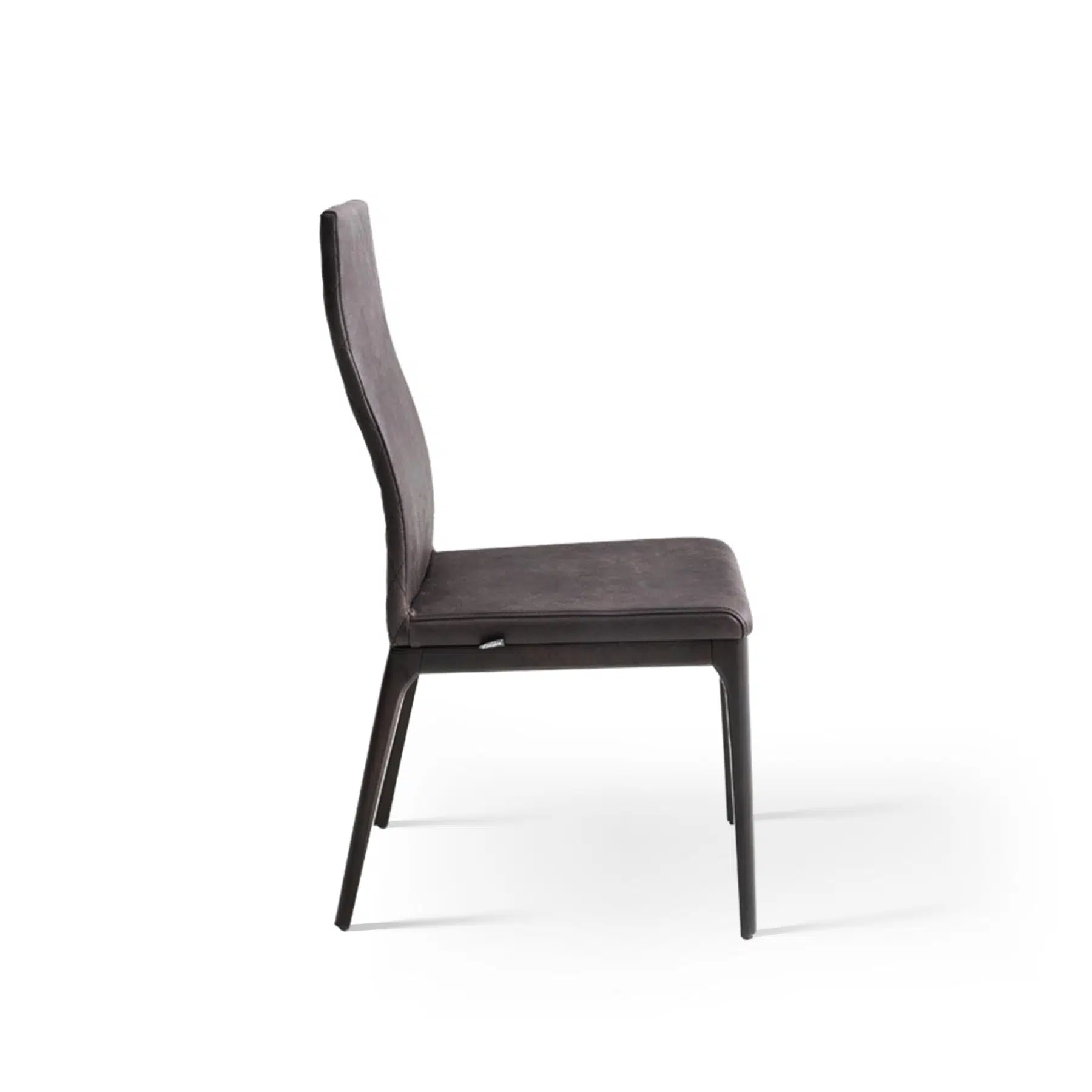 chaise de salle à manger à dossier haut en cuir noir vue d'ensemble