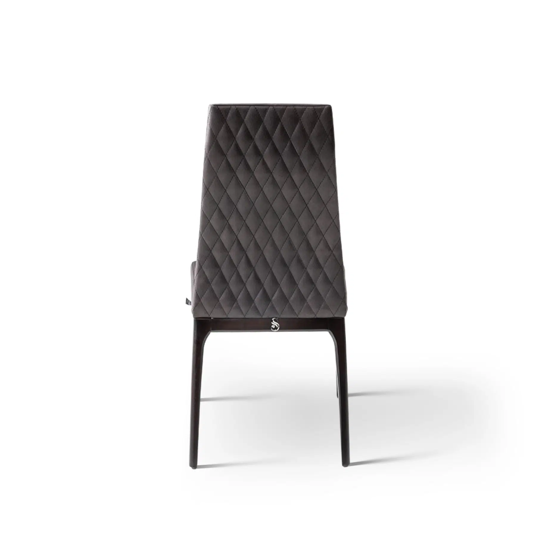 chaise de salle à manger à dossier haut avec dossier matelassé à motif de diamant en cuir noir vue arrière