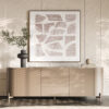 Buffet moderne LEOPARD Furniture avec vase noir, illustration abstraite, décoration intérieure haut de gamme au Canada.